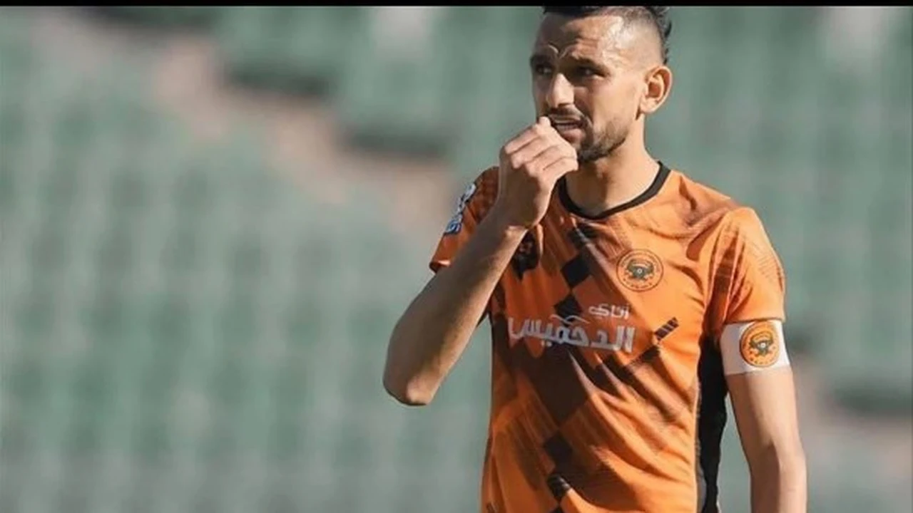 المظلوم مع الكاف.. فرج عامر يطالب بتأهل الهلال السوداني بدلا من نهضة بركان